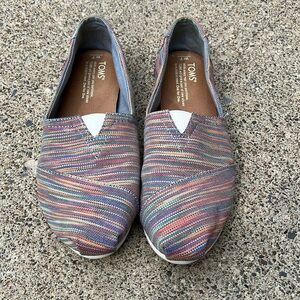 Wow! EUC women’s Toms
